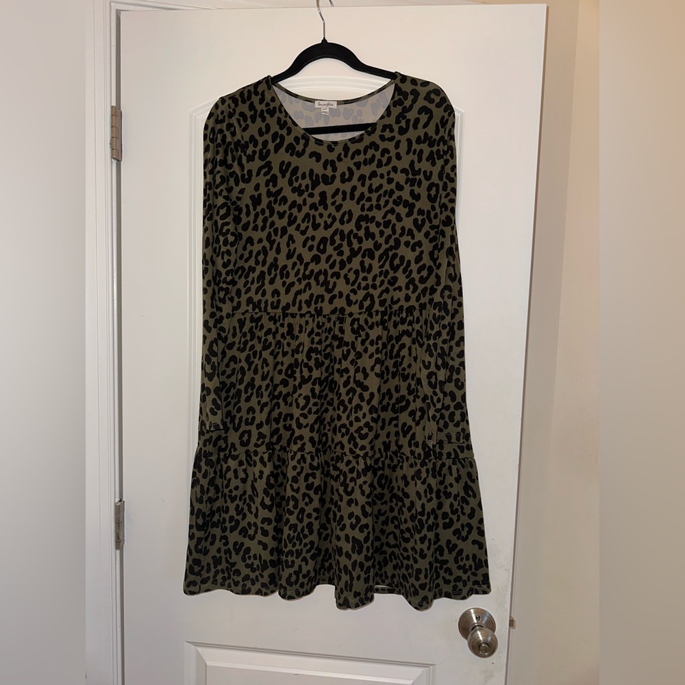 Cute green cheetah print dress.